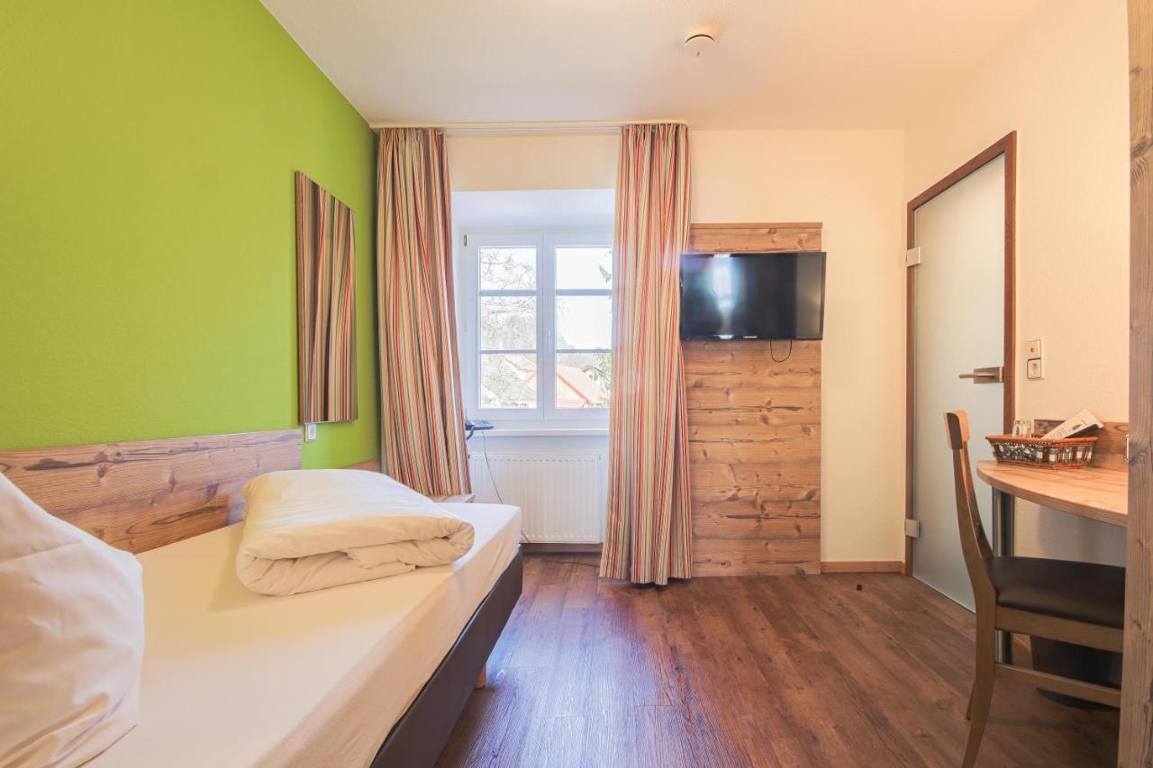 שטולינגן Landgasthof Hotel Rebstock מראה חיצוני תמונה